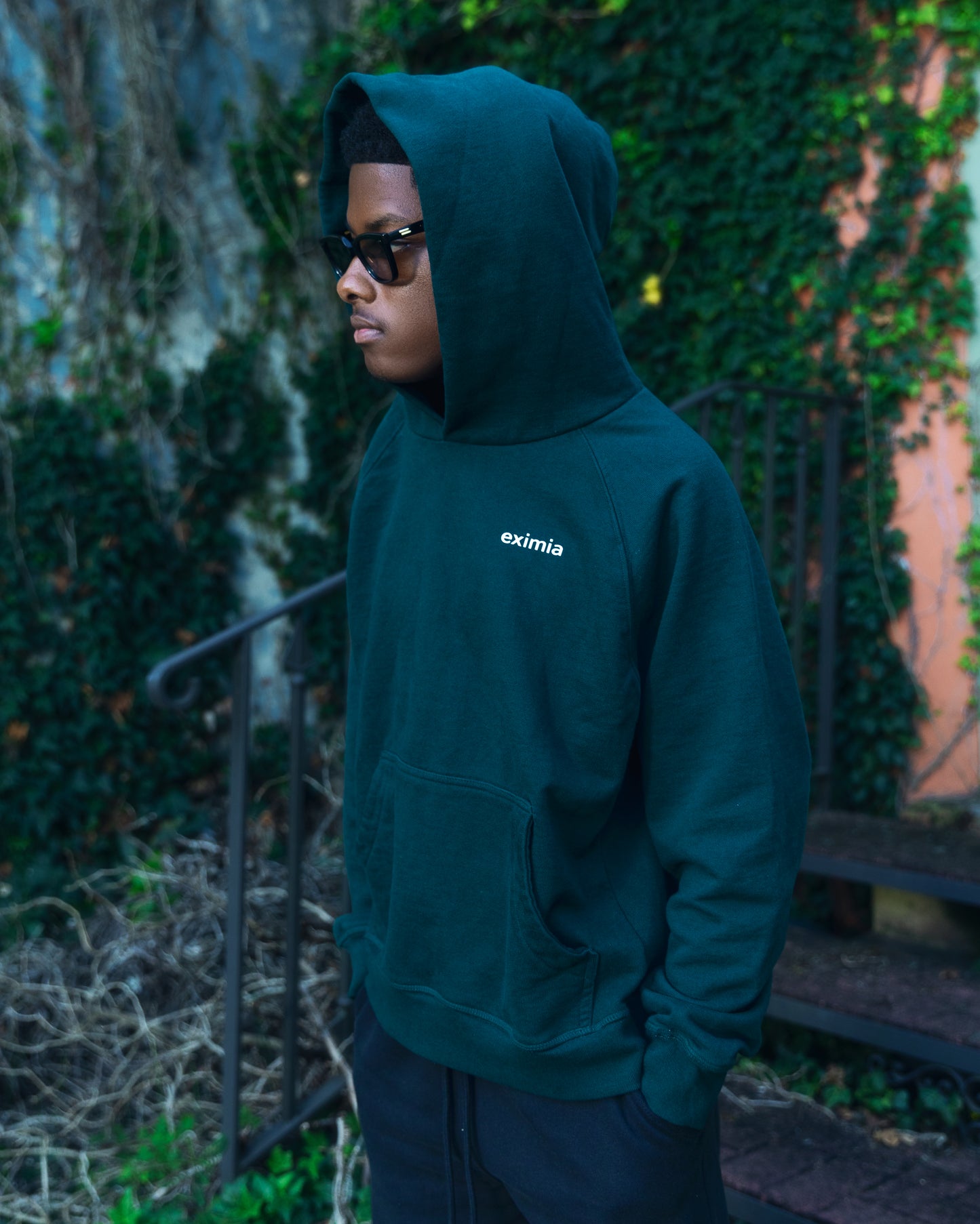 Eximia Pullover Hoodie