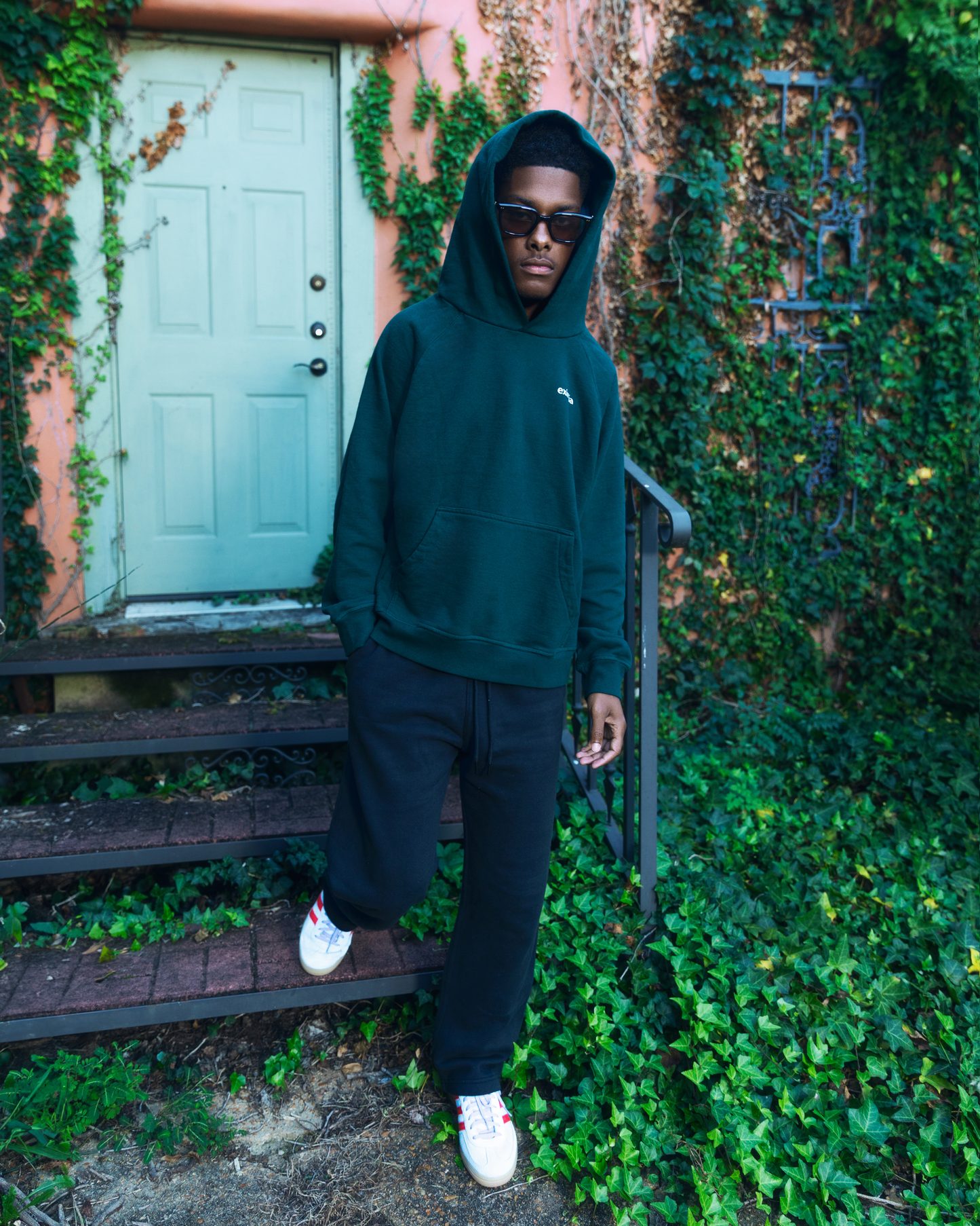 Eximia Pullover Hoodie