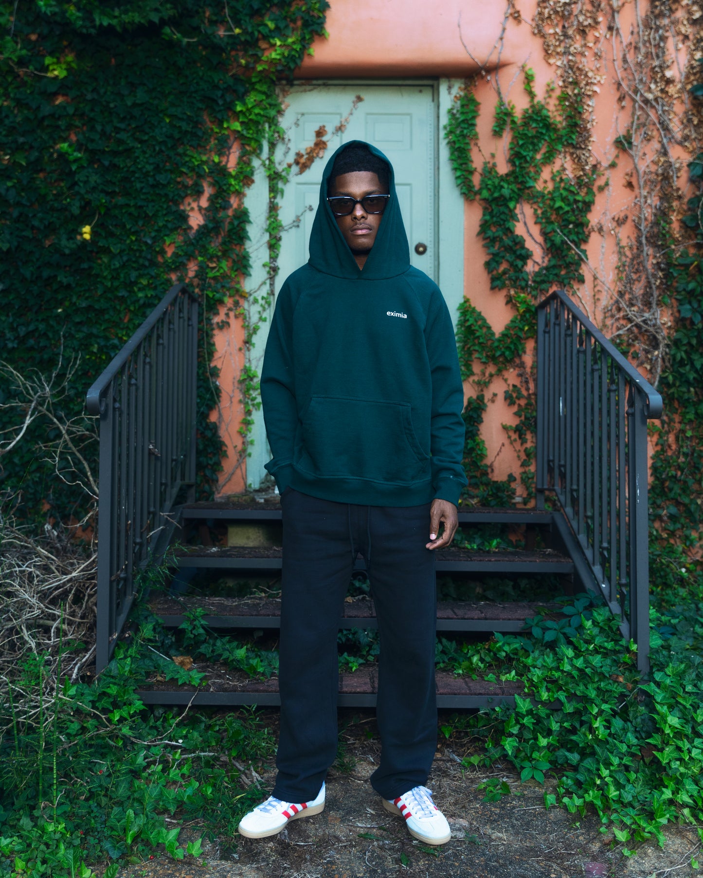 Eximia Pullover Hoodie